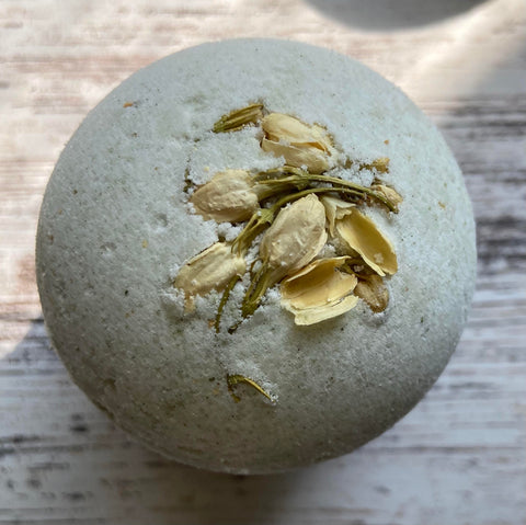 Garden Cucumber ~ Jumbo Milk Bath Bomb